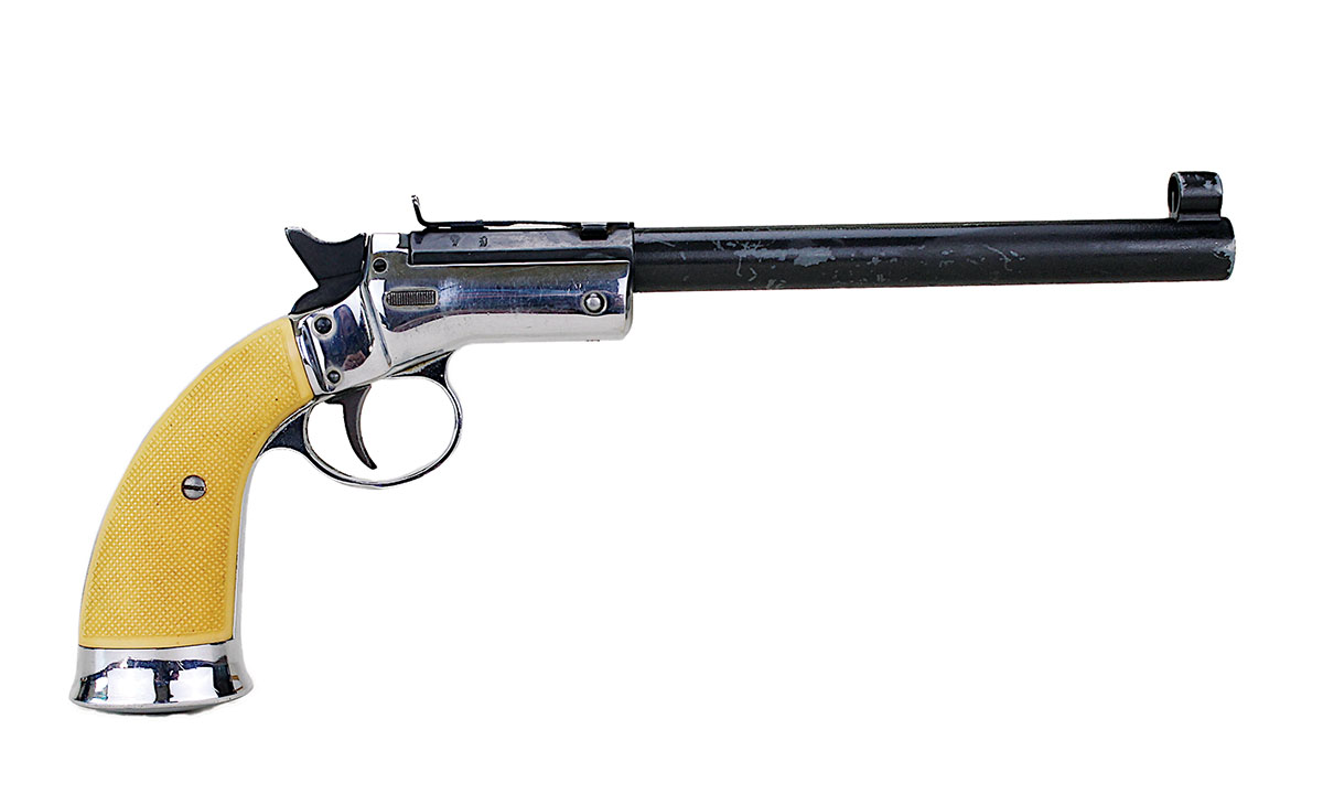 The Hawes Favorite is a knock-off of the Stevens Favorite Offhand Target Model 35 circa 1908.